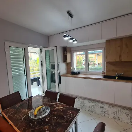 Appartement House Gjiri I Lalzit,mulliri I Danit *