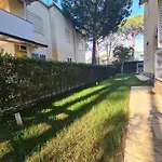 House Gjiri I Lalzit,mulliri I Danit Apartamento *