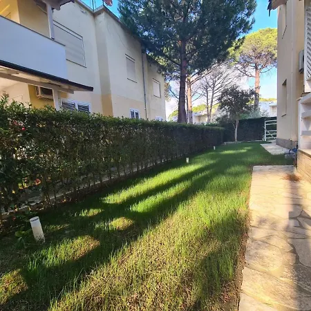 House Gjiri I Lalzit,mulliri I Danit דירה *